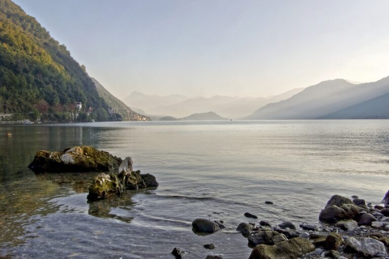 lake como, italy, water-5145917.jpg